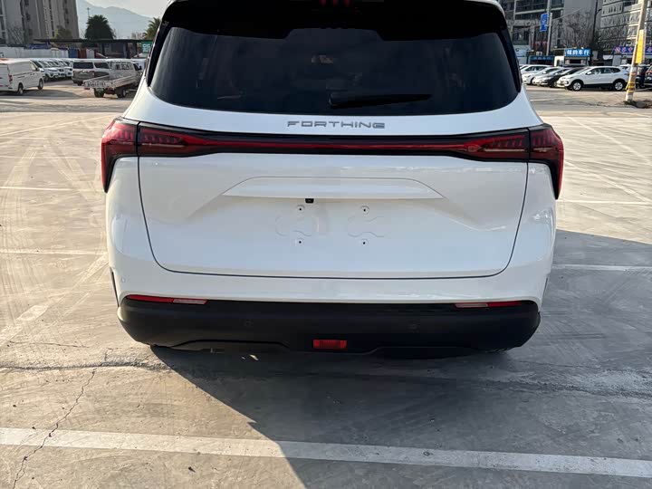 Dongfeng Forthing Yacht 2022 2022款 1.5T DCT逐浪版