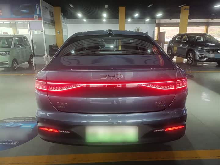 BYD Seal 05 DM-i Hybrid 2025 2025款 DM-i 智驾版 120KM旗舰型