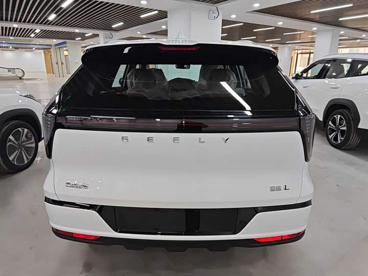 Geely Atlas L 2025 2025款 第四代 1.5TD DCT 山河