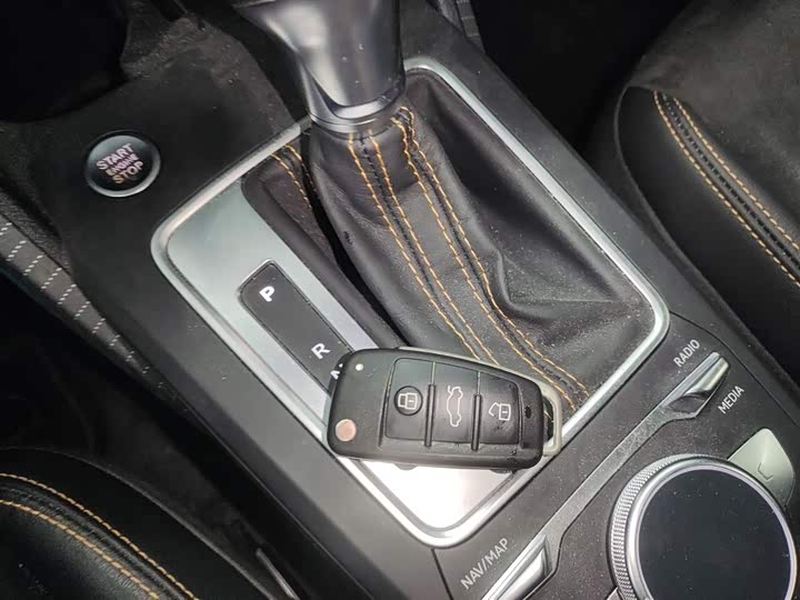 Audi Q2L e-tron 2022 2022款 Q2L e-tron 纯电智享型