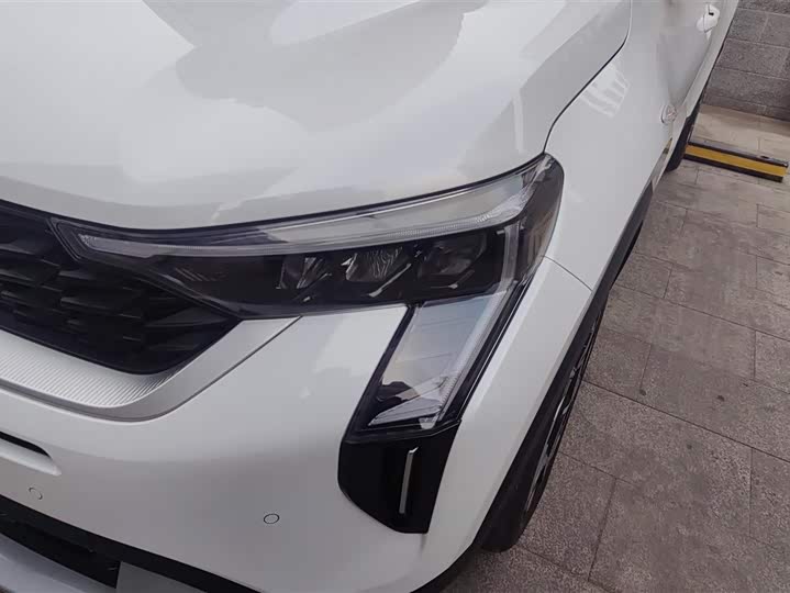 Kia Sonet 2024 2024款 1.5L 舒适版