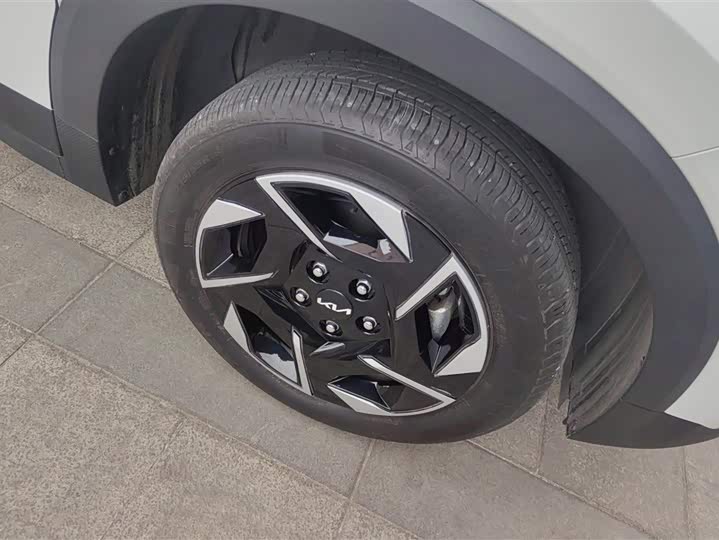 Kia Sonet 2024 2024款 1.5L 舒适版