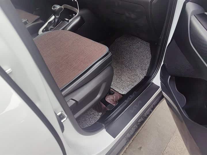 Kia Sonet 2024 2024款 1.5L 舒适版