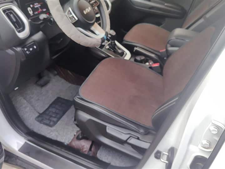 Kia Sonet 2024 2024款 1.5L 舒适版