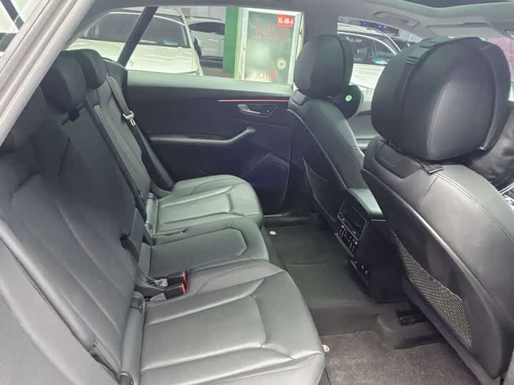 Audi Q8 2023 2023款 55 TFSI 豪华动感型