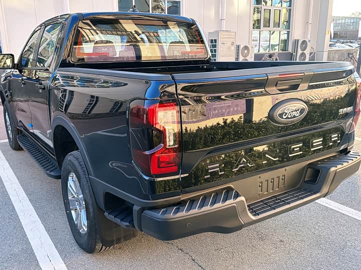 Ford Ranger 2023 2023款 山林两驱手动版 汽油