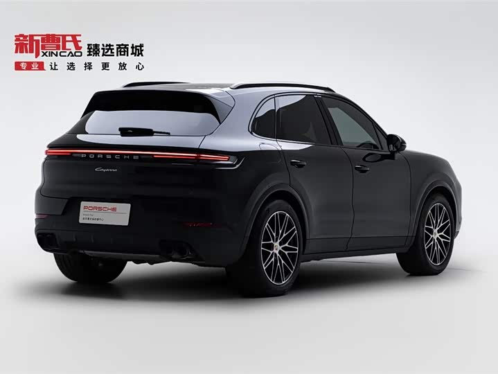 2025 Porsche Cayenne