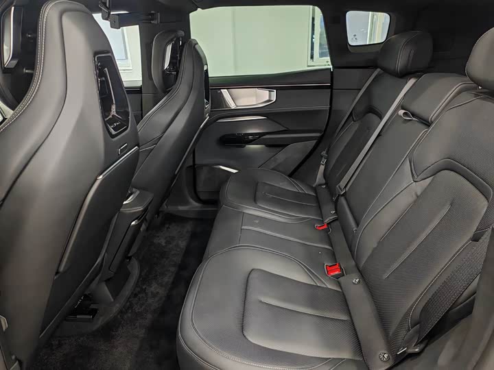 HiPhi Y 2023 2023款 560km 先锋版