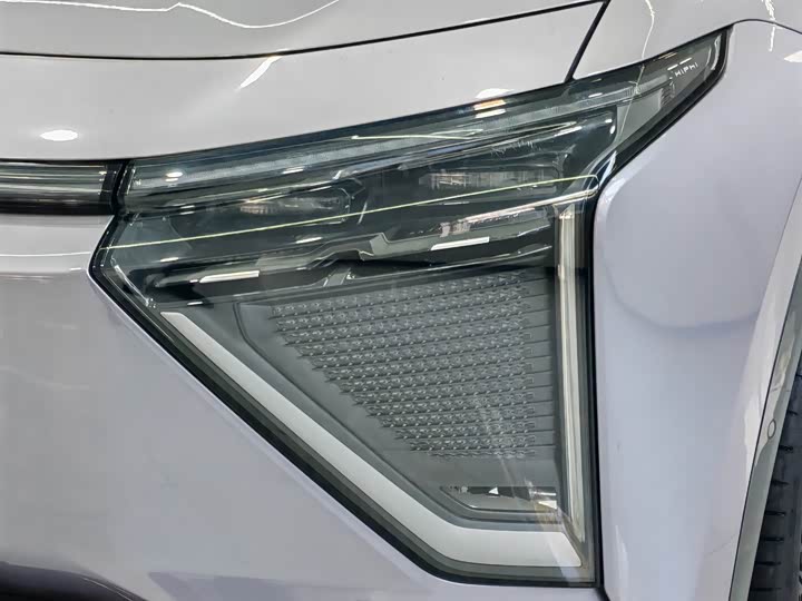 HiPhi Y 2023 2023款 560km 先锋版