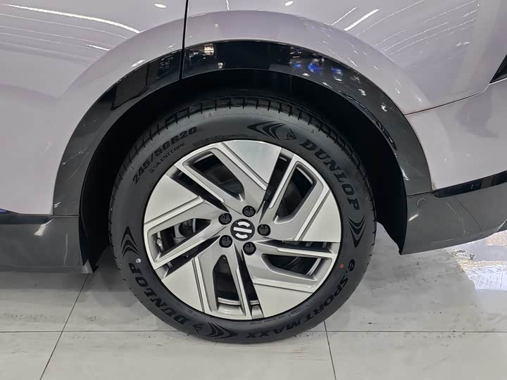 HiPhi Y 2023 2023款 560km 先锋版