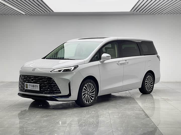 Buick GL8 Hybrid 2025 2025款 陆尚 先享版 7座