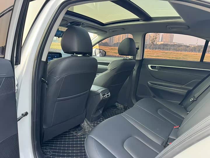 Hyundai Mistra 2021 2021款 1.8L CVT GLX精英版