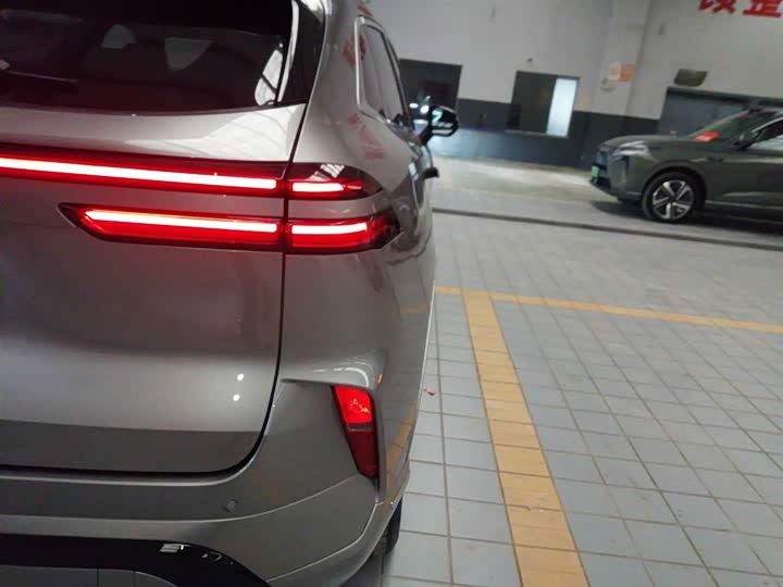 Wey Mocca Hybrid 2024 2024款 Hi4 四驱长续航版