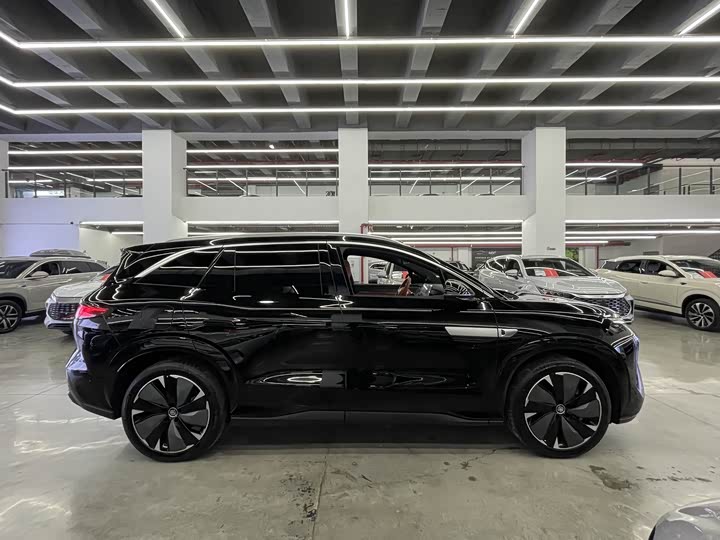 BYD Tang L 2025 2025款 EV 600KM四驱激光雷达旗舰型