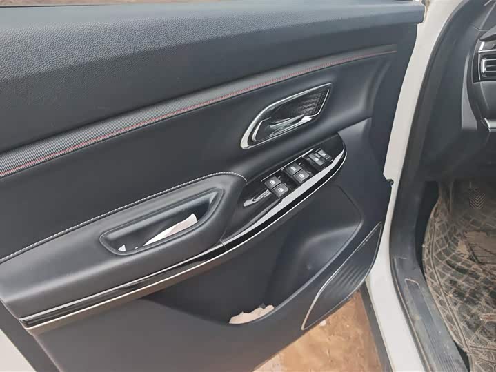 Changan Oshan X7 2021 2021款 1.5T 手动舒享型