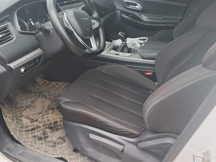 Changan Oshan X7 2021 2021款 1.5T 手动舒享型