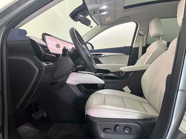Buick Envision Plus 2024 2024款 昂科威Plus 四驱Avenir艾维亚