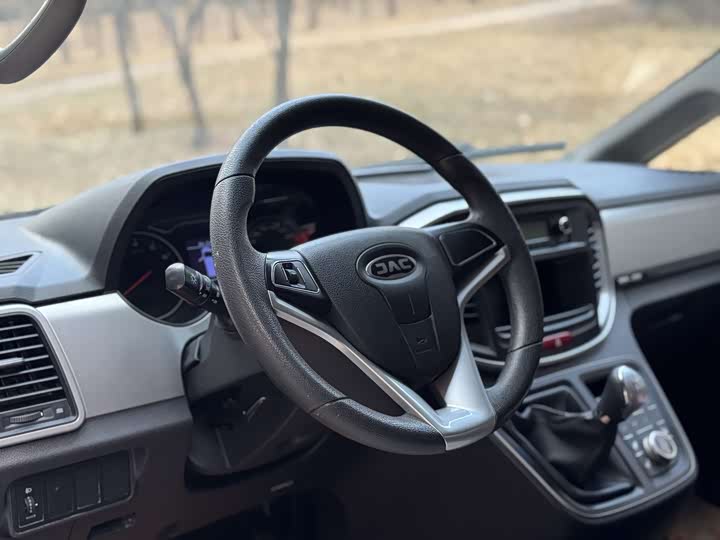 JAC Refine M4 2021 2021款 2.0L 手动商务版