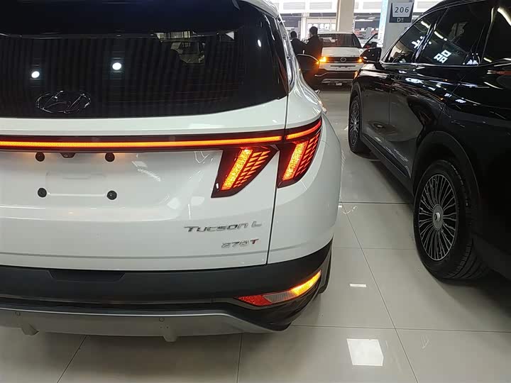 Hyundai Tucson L 2023 2023款 途胜L 1.5T 自动两驱DLX豪华版