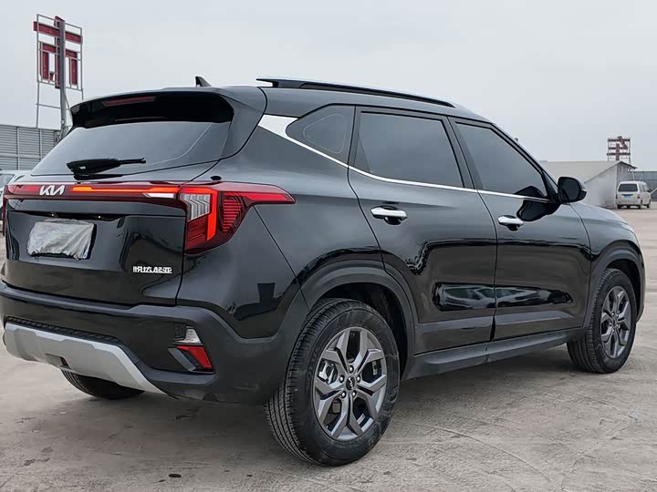 Kia Seltos 2023 2023款 1.5L CVT豪华版