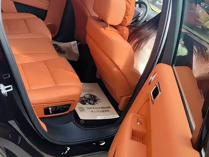 LiXiang L7 2025 2025款 Ultra 智能焕新版