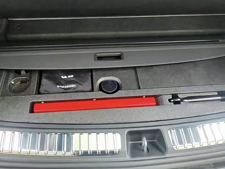 LiXiang L7 2025 2025款 Ultra 智能焕新版