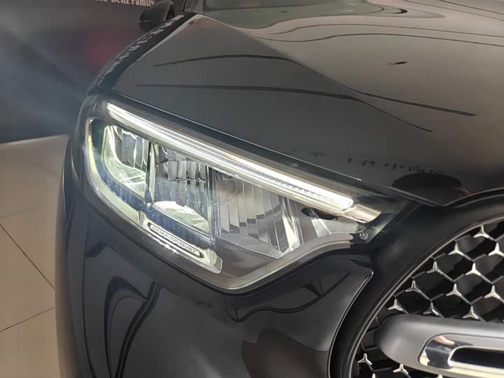 Mercedes-Benz GLC-Class 2025 2025款 改款 GLC 300 L 4MATIC 动感型 5座