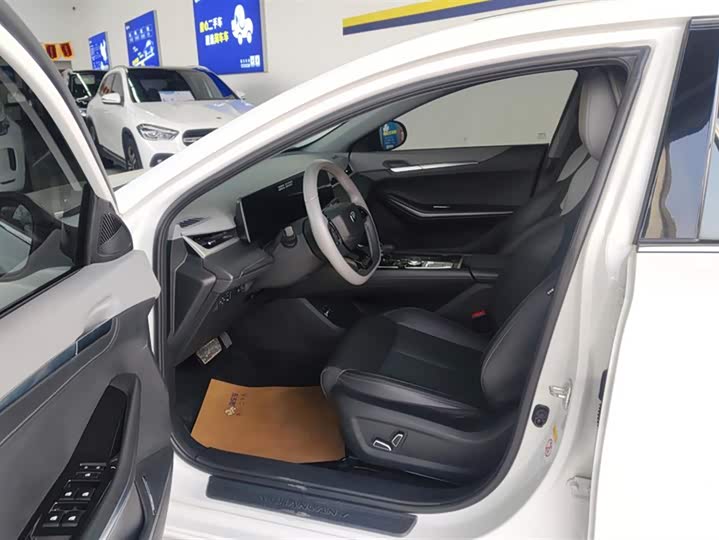 Changan Raeton Plus 2023 2023款 1.5T DCT尊贵型