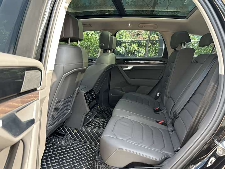 Volkswagen Touareg 2023 2023款 2.0TSI 锐尚版