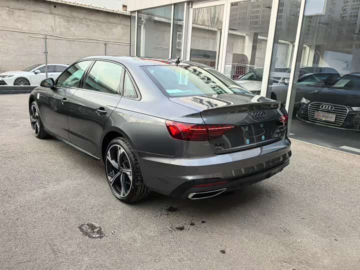 2025 Audi A4L