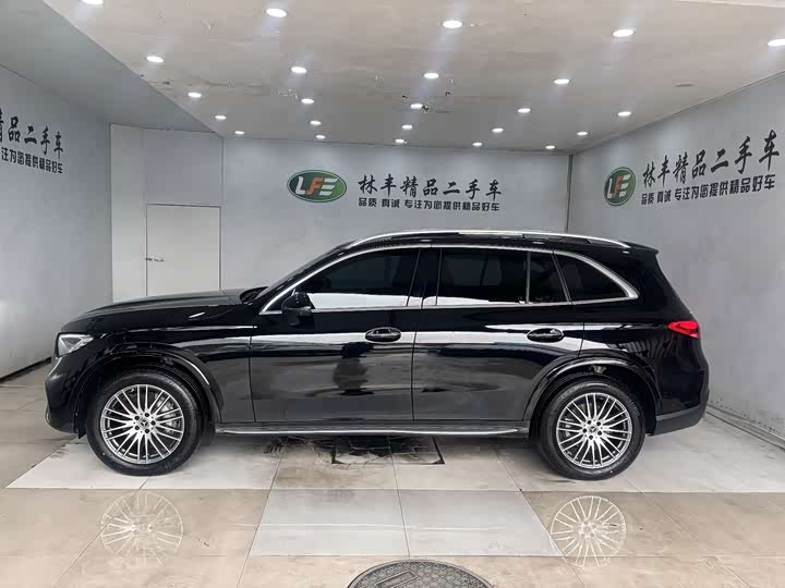 Mercedes-Benz GLC-Class 2025 2025款 改款 GLC 300 L 4MATIC 动感型 5座