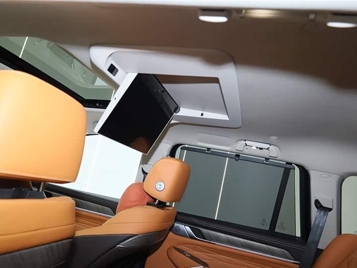 2026 Tank 500 Hybrid