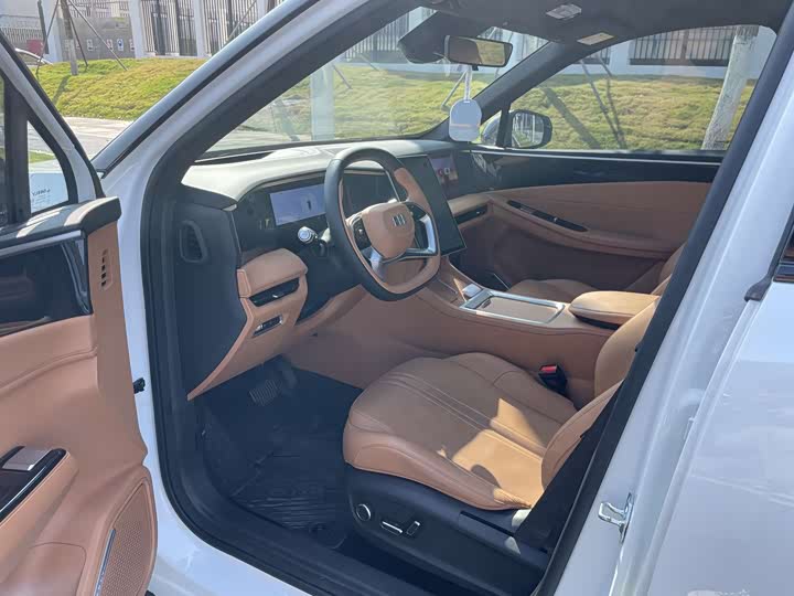 Geely Galaxy L7 2025 2025款 EM-i 115km 探索+版