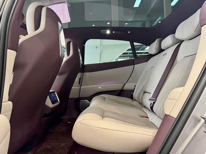 Xiaomi YU7 2025 2025款 超长续航四驱Pro版