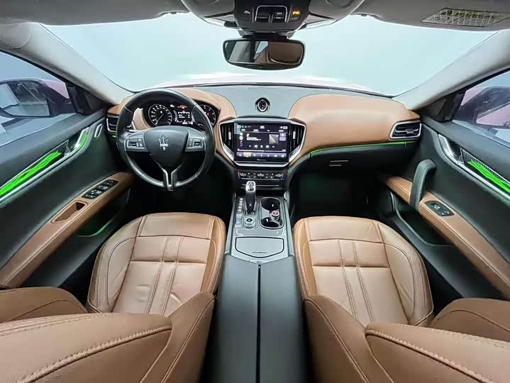 Maserati Ghibli 2022 2022款 2.0T GT锋芒版