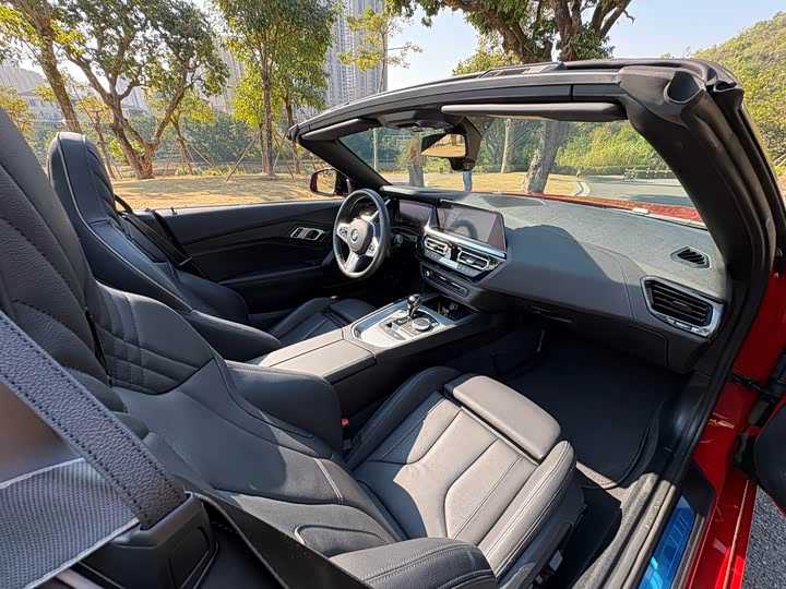 BMW Z4 2022 2022款 sDrive 25i M运动曜夜套装