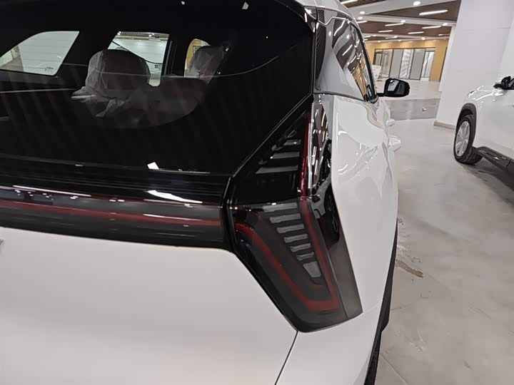 Geely Atlas L 2025 2025款 第四代 1.5TD DCT 山河