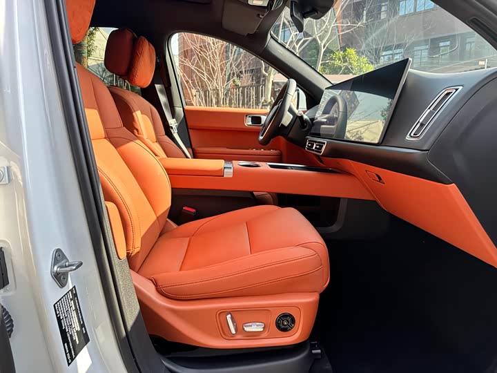 LiXiang L6 2025 2025款 Pro 智能焕新版