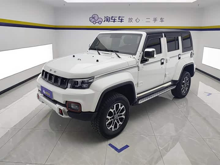 BAIC Beijing BJ40 2024 2024款 2.0T 城市猎人荣耀版