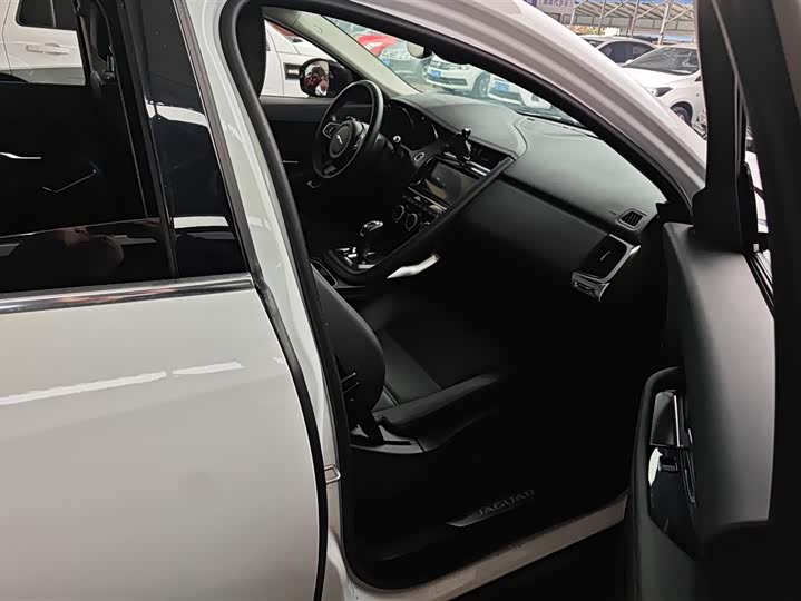 Jaguar E-Pace 2018 2018款 P200 S 国V