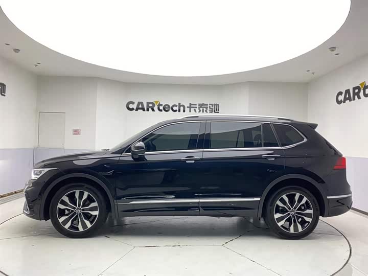 Volkswagen Tiguan L Pro 2025 2025款 出众款 330TSI 自动两驱R-Line龙耀版