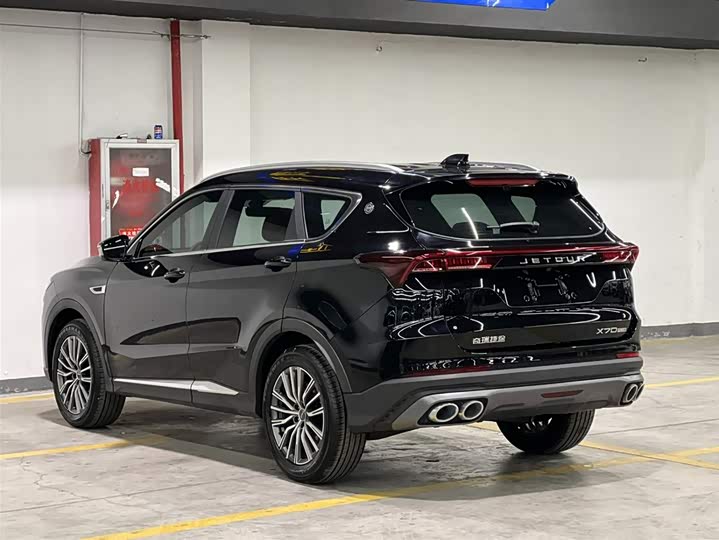 Jetour X70 Plus 2025 2025款 冠军版 1.5T DCT冠军PRO 5座