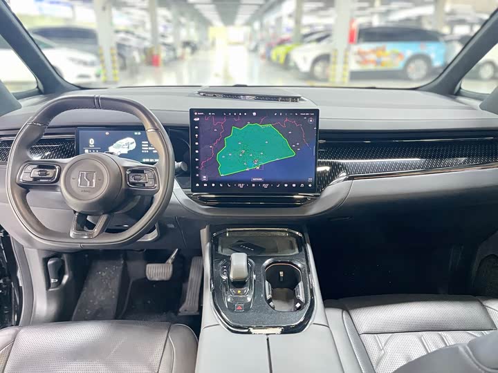 Zeekr 009 2024 2024款 六座行政版四驱 108kWh