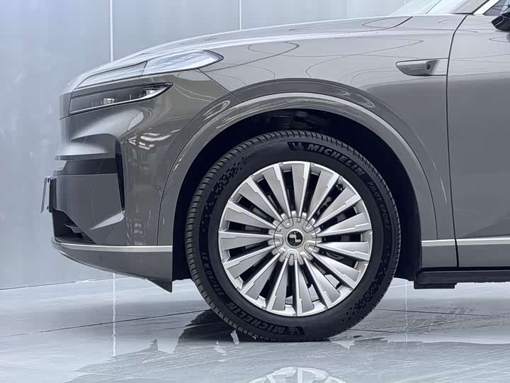 Nio Onvo L90 2025 2025款 Max 六座版