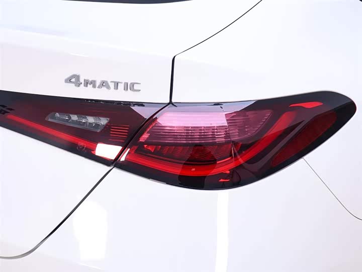 Mercedes-Benz GLC-Class Coupe 2024 2024款 GLC 260 4MATIC 轿跑SUV