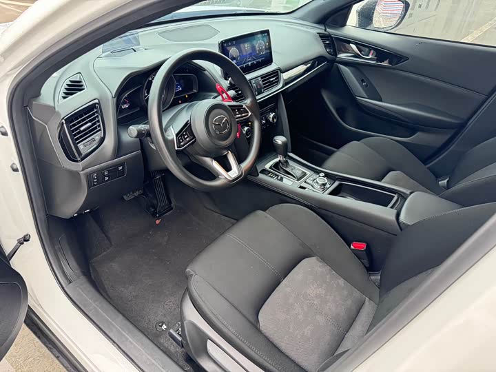 Mazda CX-4 2021 2021款 2.0L 自动两驱蓝天探索版