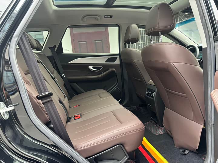 Jetour X90 Plus 2023 2023款 改款 1.6TD DCT别墅 5座