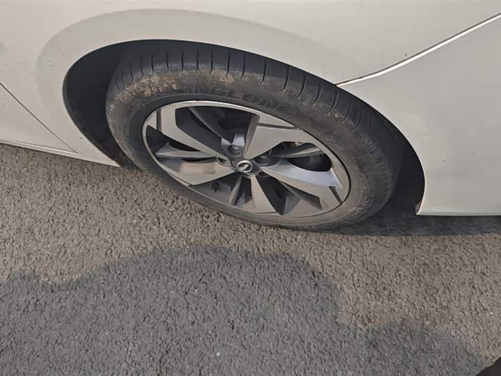 GAC Trumpchi GA6 2022 2022款 270T 自动豪华版