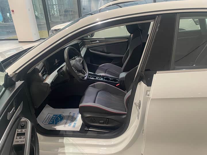 Volkswagen Lamando L 2025 2025款 凌渡L 280TSI DSG酷辣版