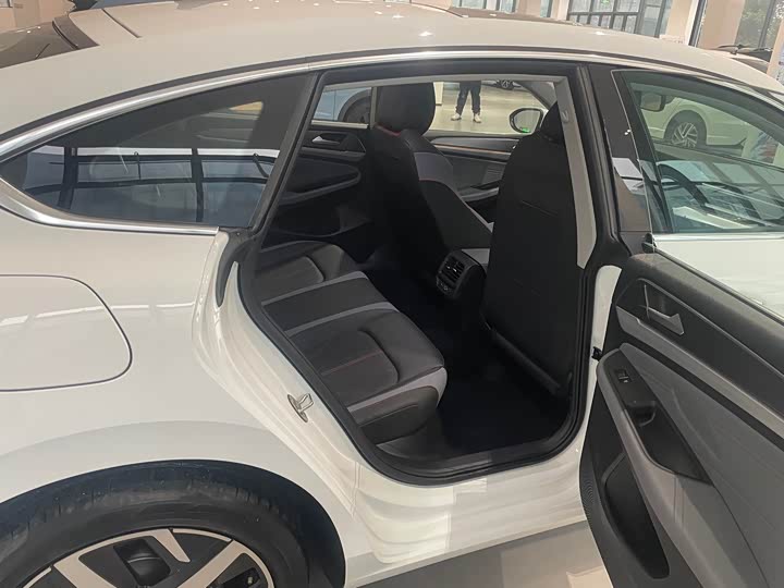 Volkswagen Lamando L 2025 2025款 凌渡L 280TSI DSG酷辣版